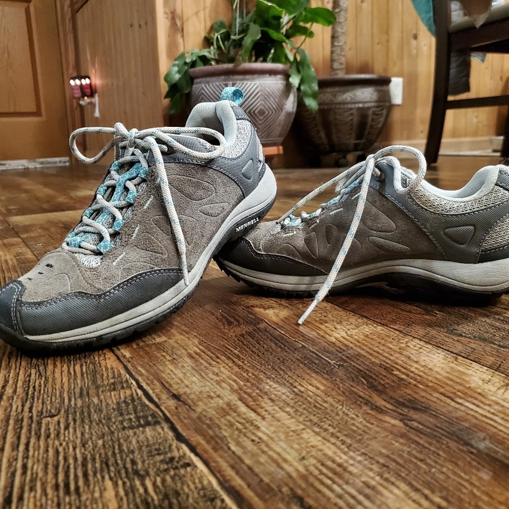 Merrell Castle Rock/Lagoon Hiking Shoes